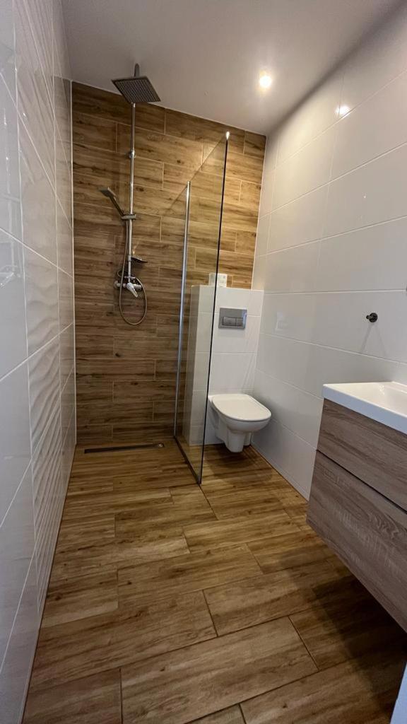 Pensjonat Sloneczko Apartamento Rewal Exterior foto